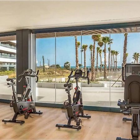 Luxury Complex Beachfront Apartment, Infinity Pool, Sauna, Gym And Large Terrace Torremolinos Luaran gambar