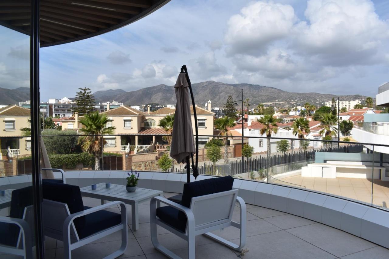 Luxury Complex Beachfront Apartment, Infinity Pool, Sauna, Gym And Large Terrace Torremolinos Luaran gambar